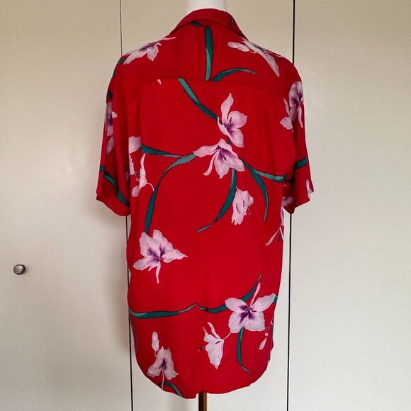 Vintage Hawaiian Shirt 1970s Red White Floral Genuine Made in Hawaii Size Medium - Picture 2 of 5